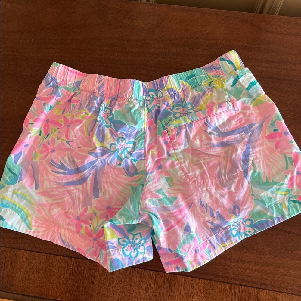 Adorable Lilly Pullitzer shorts, Size XXS - Picture 5 of 5
